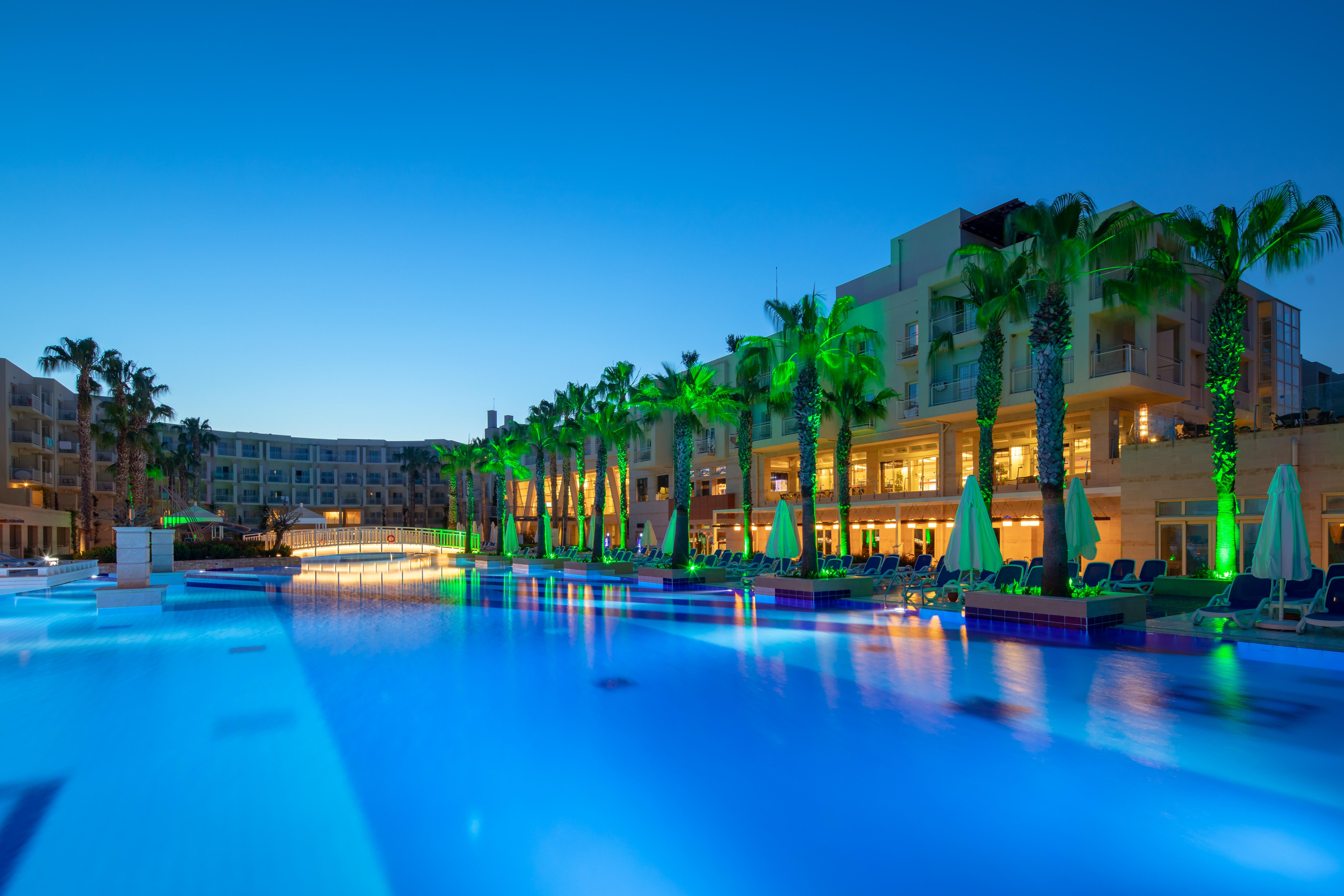 La Blanche Resort & Spa トゥルグトレイス エクステリア 写真